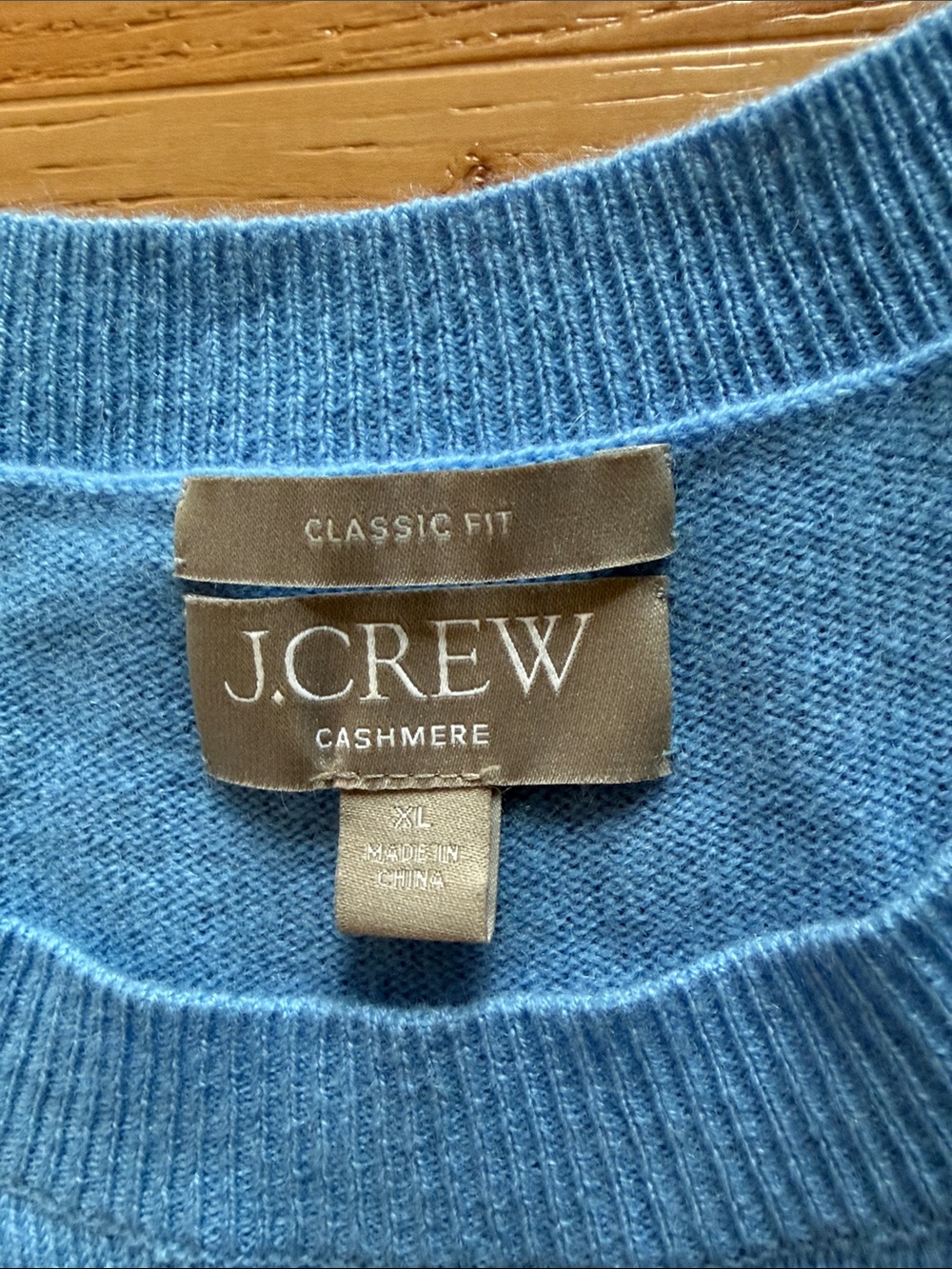 J Crew Women’s Cashmere Classic Fit Sweater Crewneck Hyacinth Blue - Picture 4 of 8